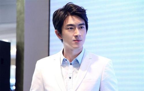 娱乐圈爆料林更新,揭秘明星背后的故事 第3张 娱乐圈爆料林更新,揭秘明星背后的故事 第3张